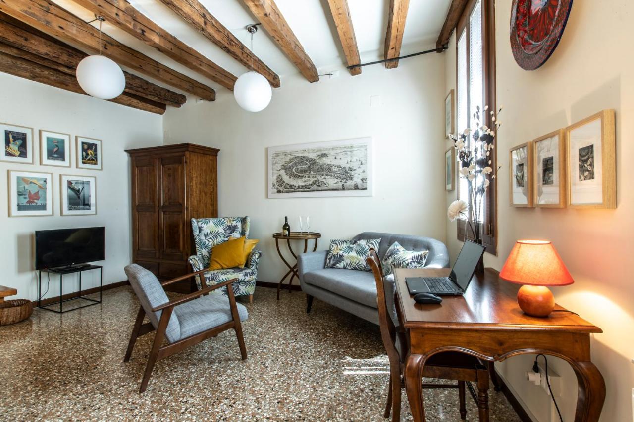 Riva De Biasio Charming Apartment Венеция Экстерьер фото